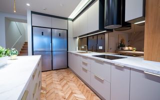 Apartament 5 camere de vanzare -complex nou -vedere lac -amenajat lux -totul nou - Poză 4