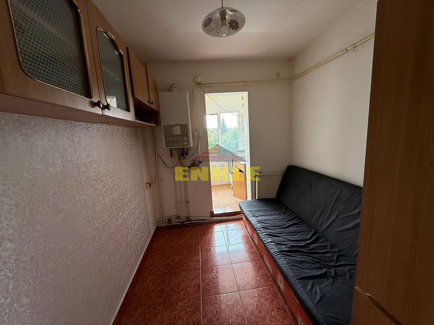 De vânzare apartament cu 2 camere, zona Bucovina. - Poză 4