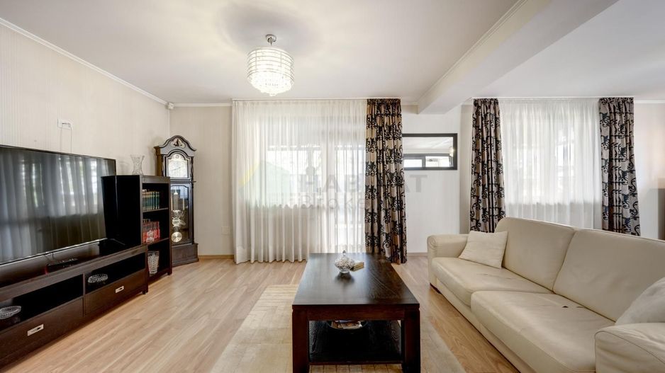 Casă modernă și spațioasă de vânzare în Bragadiru – ideală pentru familie - Poză 6