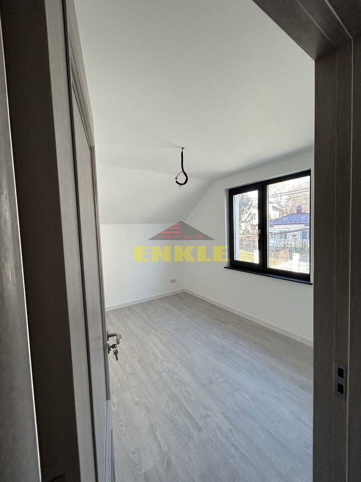 Casa de vanzare, zona Liceul Pedagogic. Pret 225.000€ Negociabil! - Poză 8