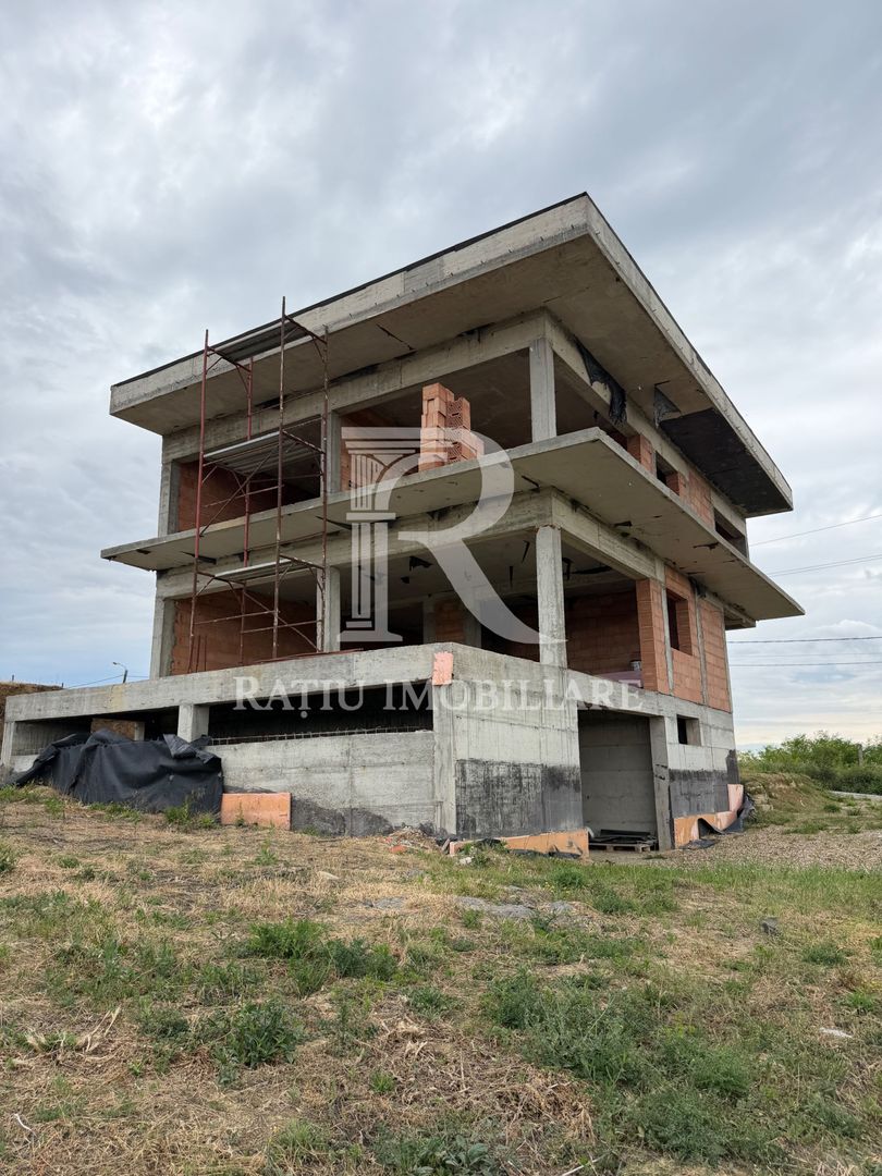 Vilă Statement cu Piscină și Design Arhitectural Spectaculos | Oradea - Poză 30