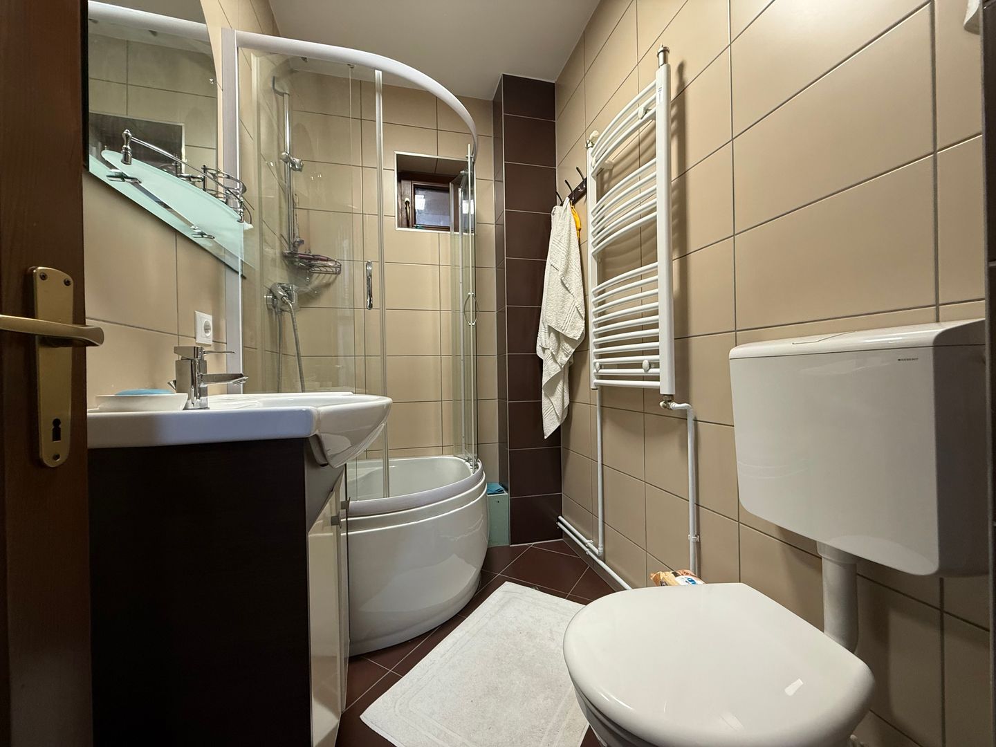 Casa / Vila cu 7 camere de vanzare in Ovidiu Sud Constanta - Poză 13