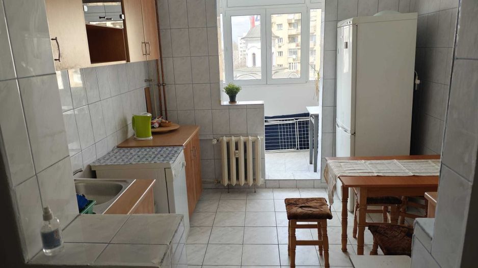 Apartament 3 camere decomandat, renovat, 2 bai,  modern, Titan - Poză 4
