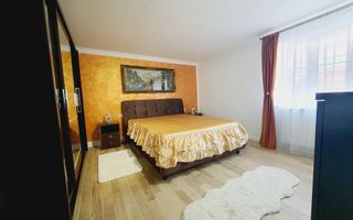 Apartament cu 3 camere decomandate, Centru - Poză 5