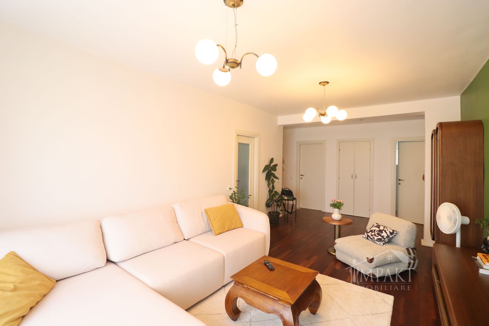 Apartament modern de vanzare cu 4 camere,  Buna Ziua! - Poză 2