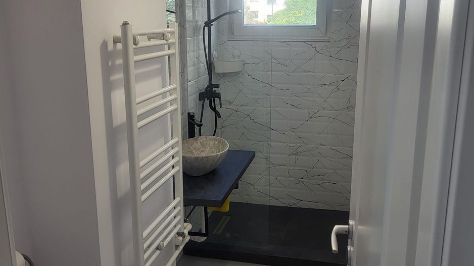 GARSONIERA TINERETULUI, PRIMA INCHIRIERE, RENOVAT, METROU 10 MINUTE - Poză 5