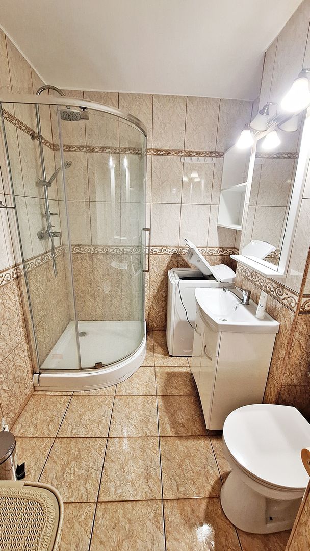 Centrul Civic, aproape de AFI, 3 camere recent renovate/mobilate, 165000 euro - Poză 18