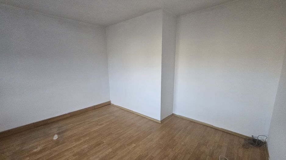 Casă spațioasă - Varianta Prundu Craiovei - Poză 15