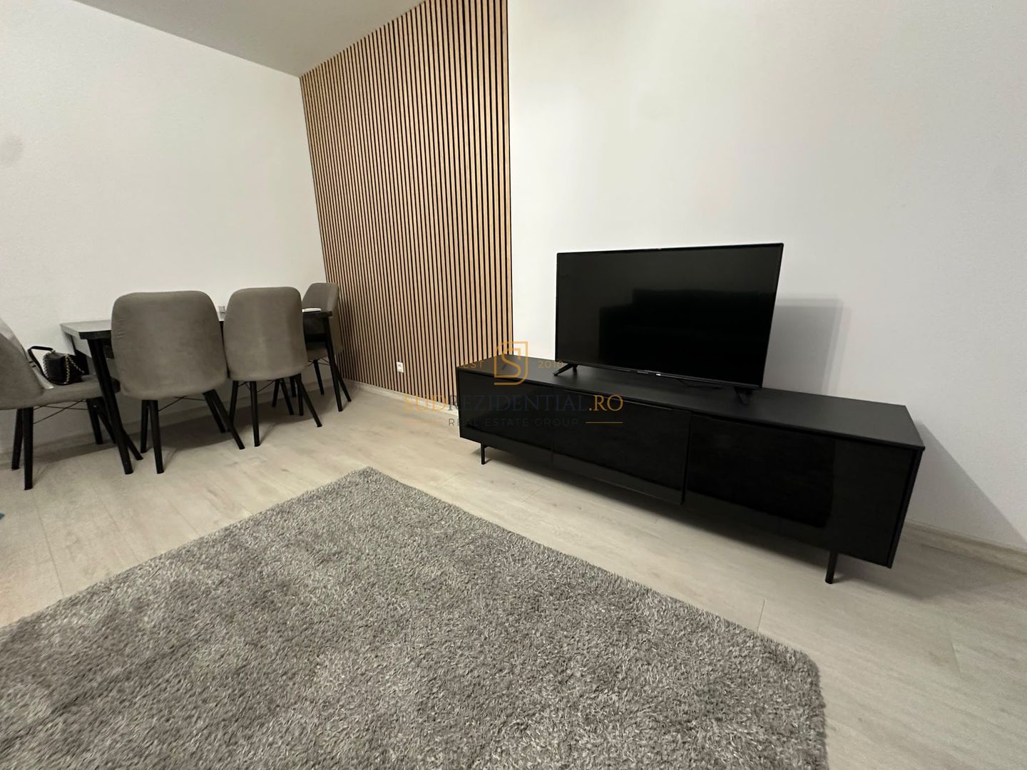 Apartament 2 camere, grădină proprie + loc de parcare inclus - Poză 3