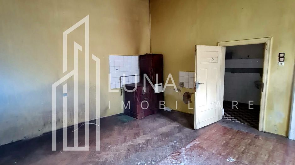 Casă spațioasă în zona Cetății Medievale – oportunitate excelentă - Poză 5