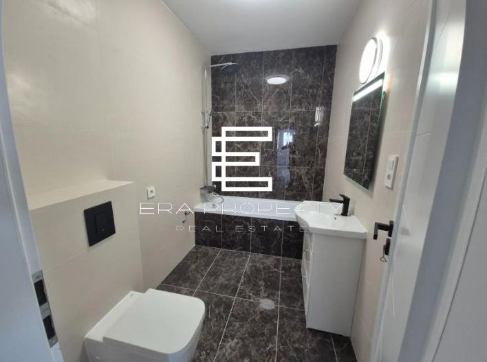 Apartament 3 camere, bloc nou, Calea Surii Mici-Zona de Vest - Poză 2