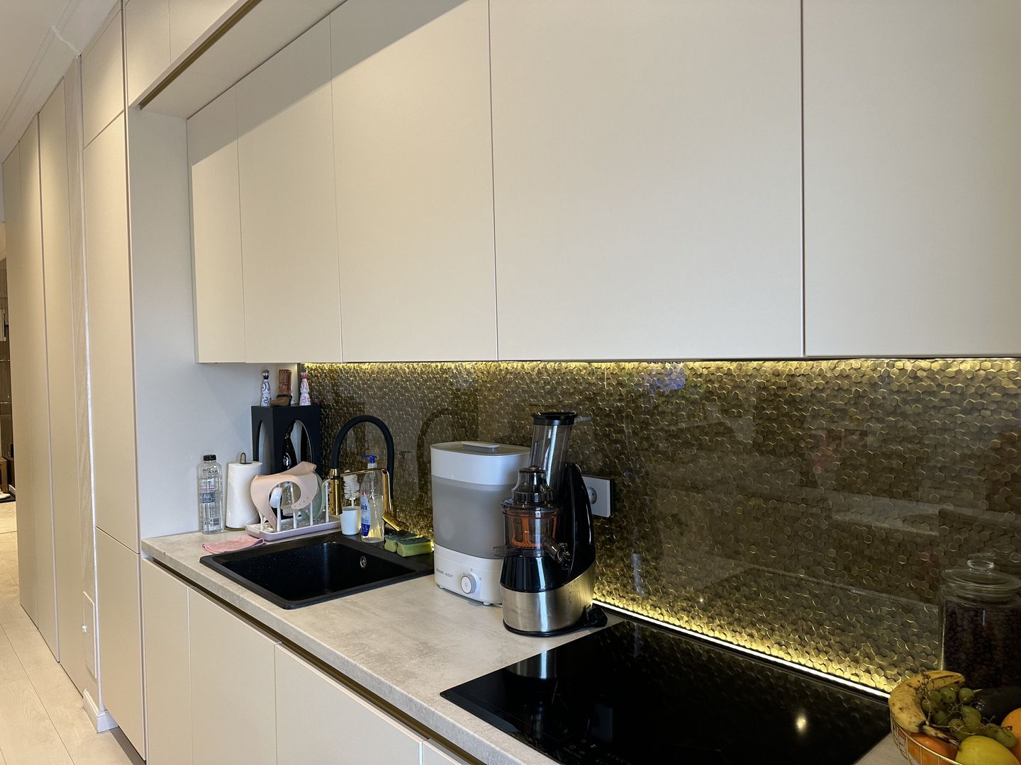 Apartament spectaculos cu 3 camere, 100 mp utili +terasă impresionanta - Poză 6