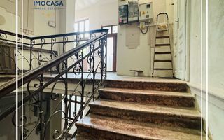 Apartament 3 cam de renovat ultracentral, clădire bine amplasată, Arad - Poză 3