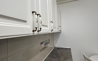 Studio bine compartimentat, parcare, complet mobilat, renovat, mutare imediata - Poză 7