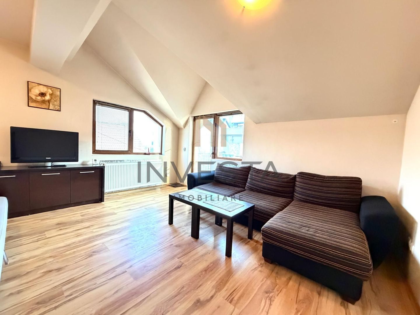 Apartament cu 2 camere in cartierul Andrei Muresanu ! - Poză 4