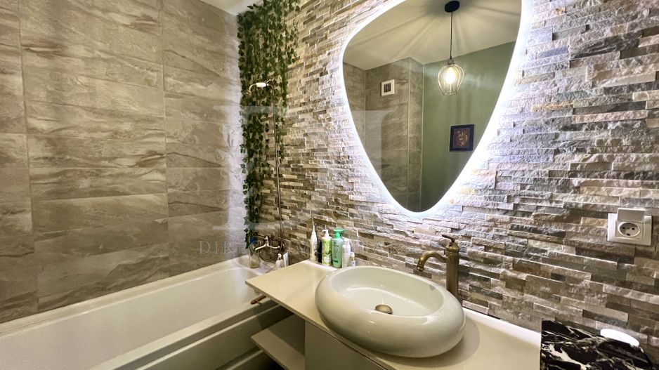 Apartament doua camere / Curte / Parcare - Poză 8