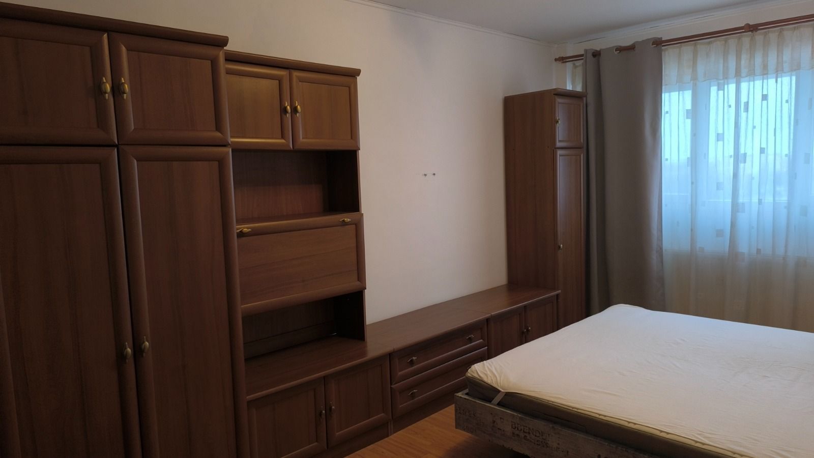 AP. 2 CAMERE- APARATORI, PARCARE ADP, MASINA DE SPALAT VASE, METROU - Poză 8