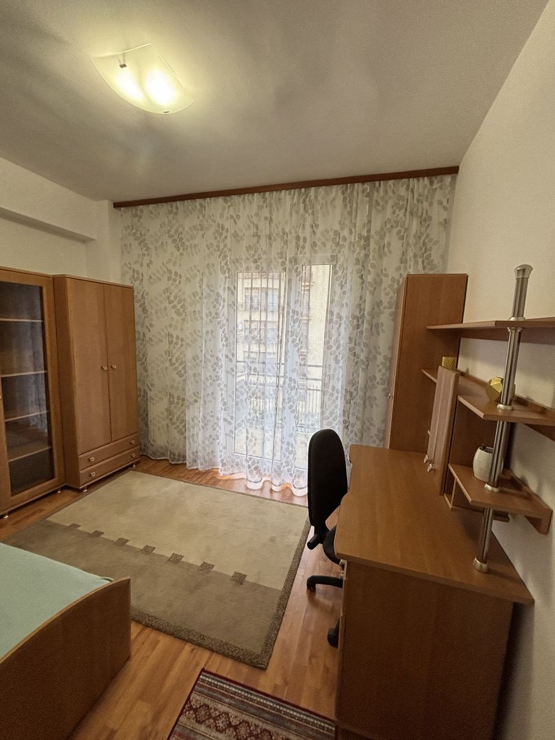 Apartament 3 camere bloc nou cu parcare subterana - Poză 49