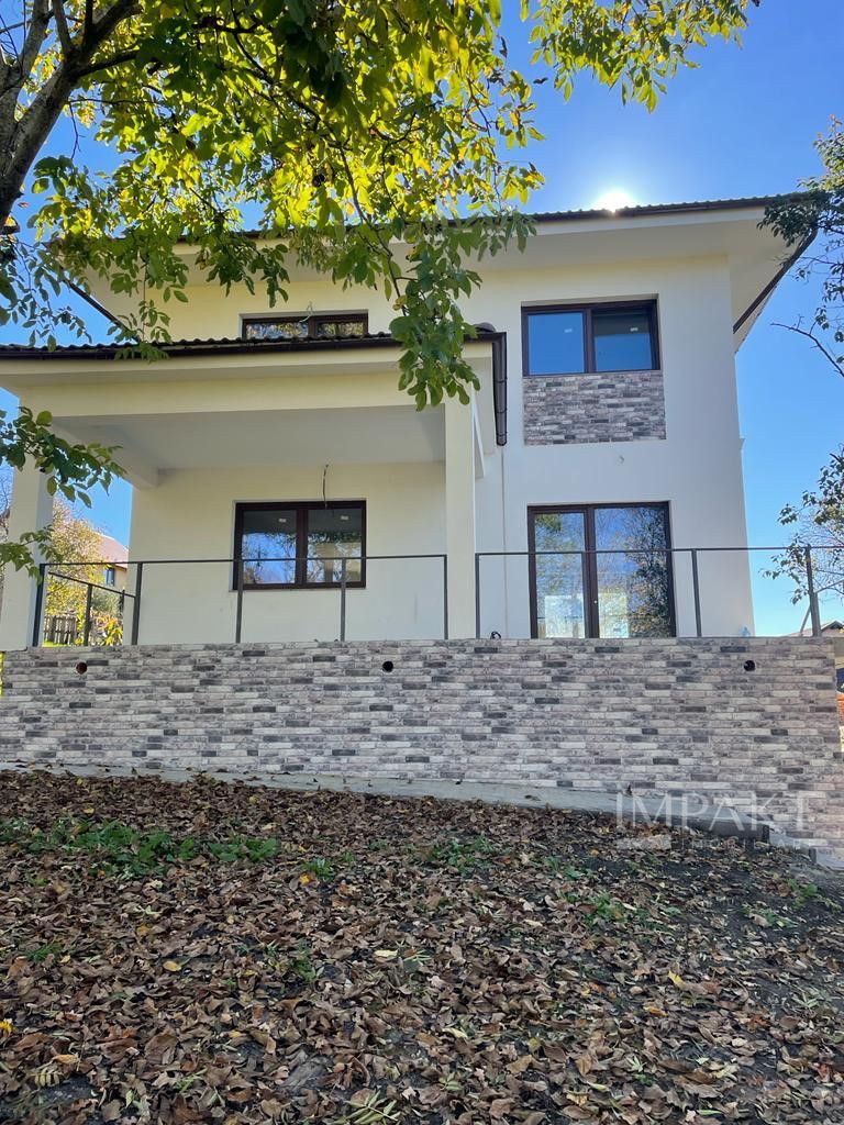 Ansamblu de 3 case la vanzare  in Chinteni! - Poză 2