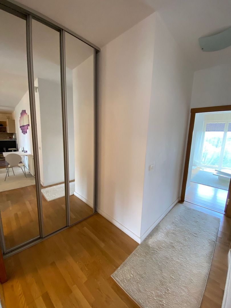 Spatios si modern cu garaj subteran - Poză 6