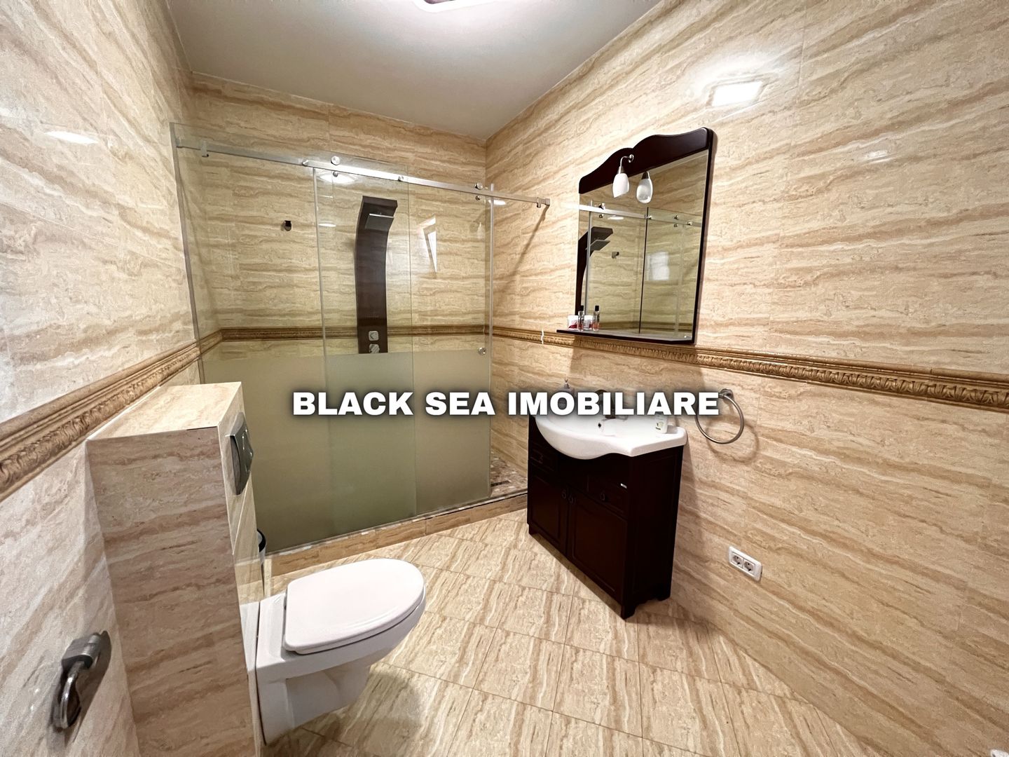 Vila P+1 de 5 camere l Mamaia Nord - Deschidere 23M l Teren 1564MP - Poză 18