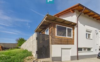 Casă retrasă Pișchia – 4 camere, teren 920 mp - Poză 30