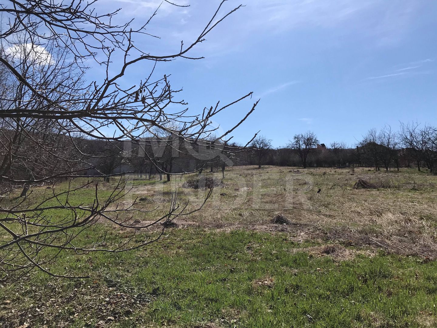 Vanzare 1700 mp teren cu PUZ pentru Scoala, Gradinita in Faget - Poză 1