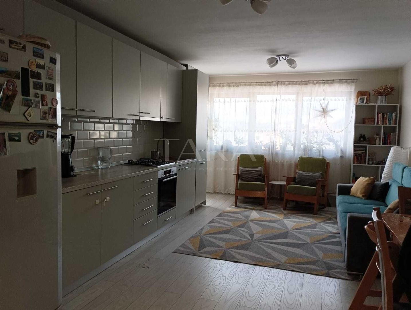 Apartament 3 camere – Baciu, zona Primăriei - Poză 1