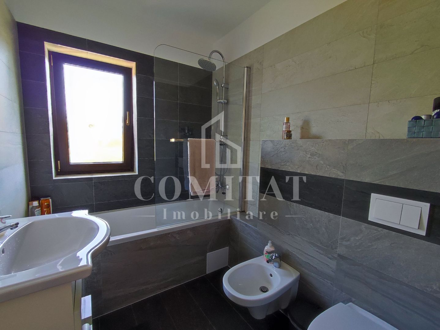 Casă cu 5 camere de inchiriat | Cartierul Borhanci - zonă de case - Poză 13