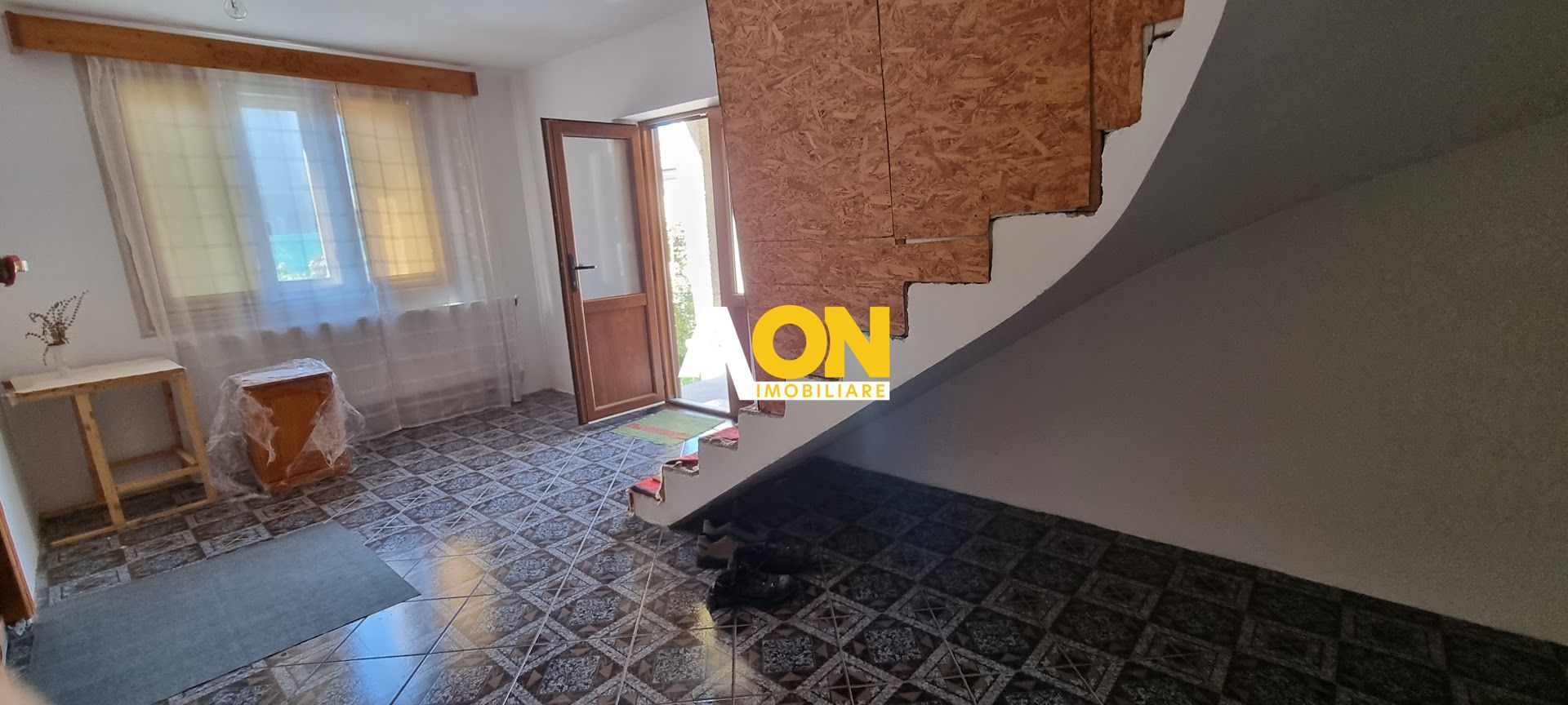 Casa de inchiriat Cetate, pretabil pentru muncitori - Poză 2