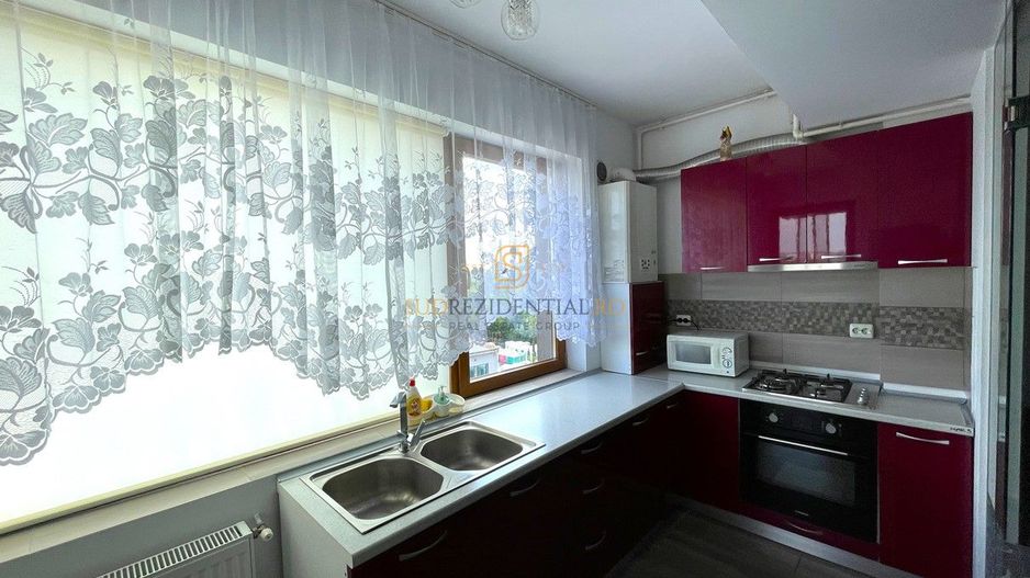 Apartament 3 camere de inchiriat, Cartierul Solar, loc de parcare - Poză 9
