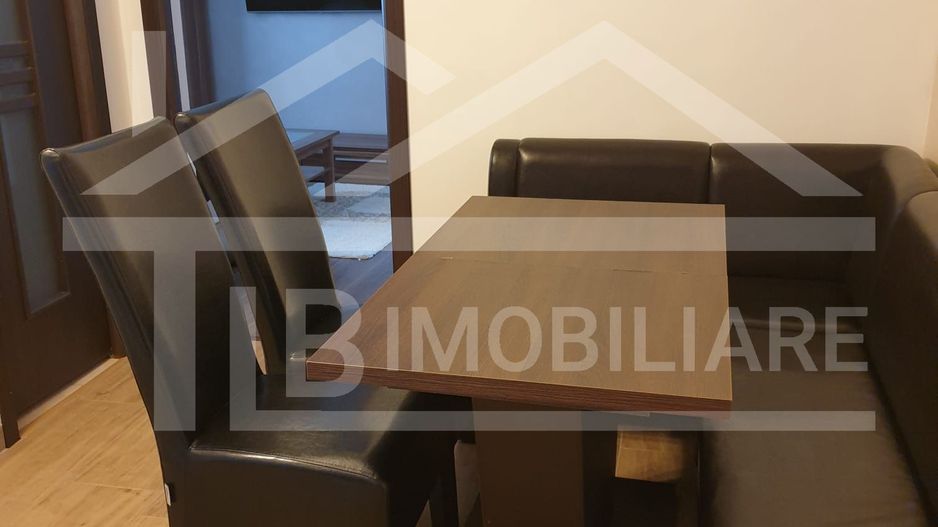 Apartament cu 2 camere, 60mp, decomandat, zona Poli 2 - Poză 10