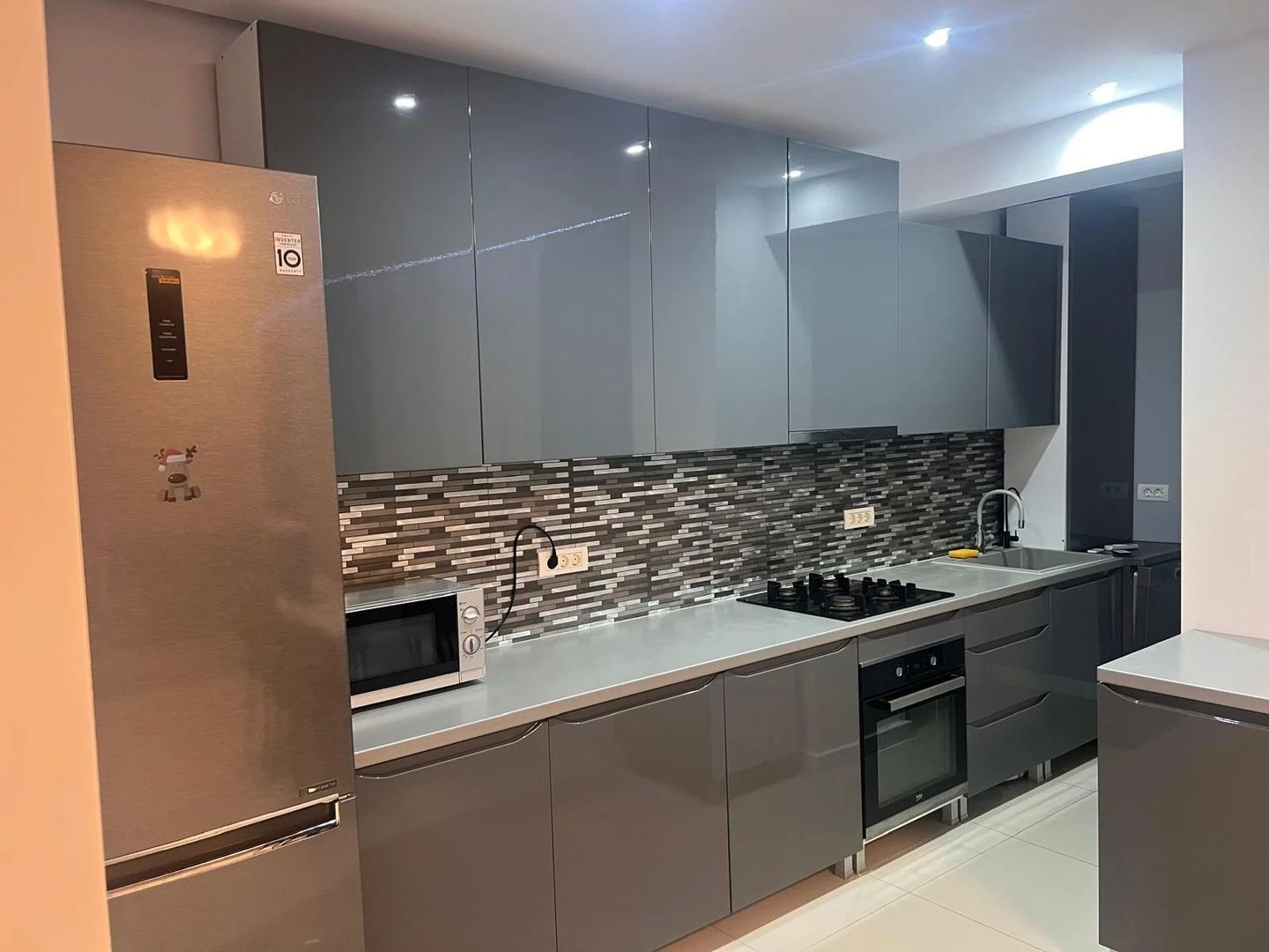 Apartament 2 Camere, Zona Aradului, Mobilat si Utilat Complet, Parcare Subterana - Poză 6