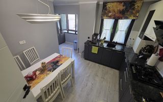 Trei camere decomandat ultra-renovat 2 bai Mcdonalds etaj 2 - Poză 5