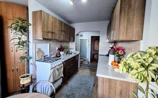 COMISION 0 | Apartament 2 camere | decomandat | zona Micro 1 - Poză 2