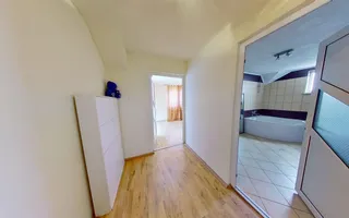 Proprietate pe 2 niveluri, curte individuala si garaj, cartier linistit, Rasnov. - Poză 24