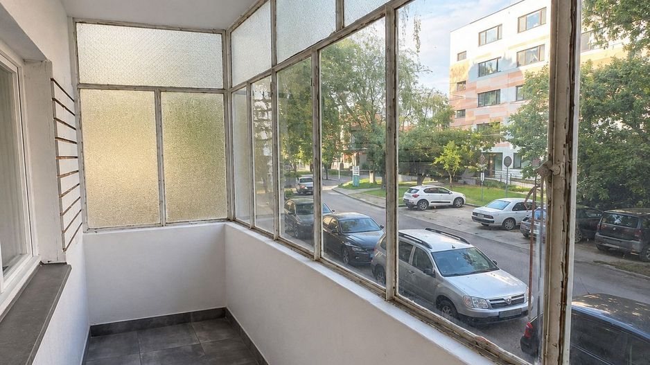 Apartament decomandat cu 3 camere și 2 băi, zona Complex Studențesc - Poză 10