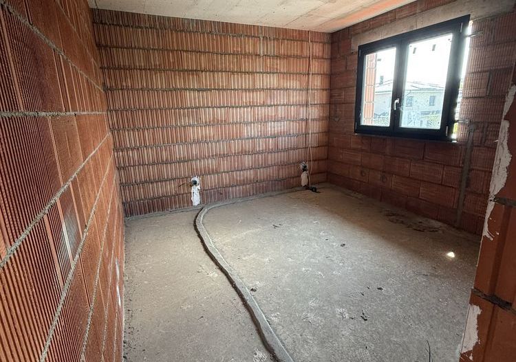 BRASADAS vinde casa cu 3 camere in zona Closca. - Poză 8