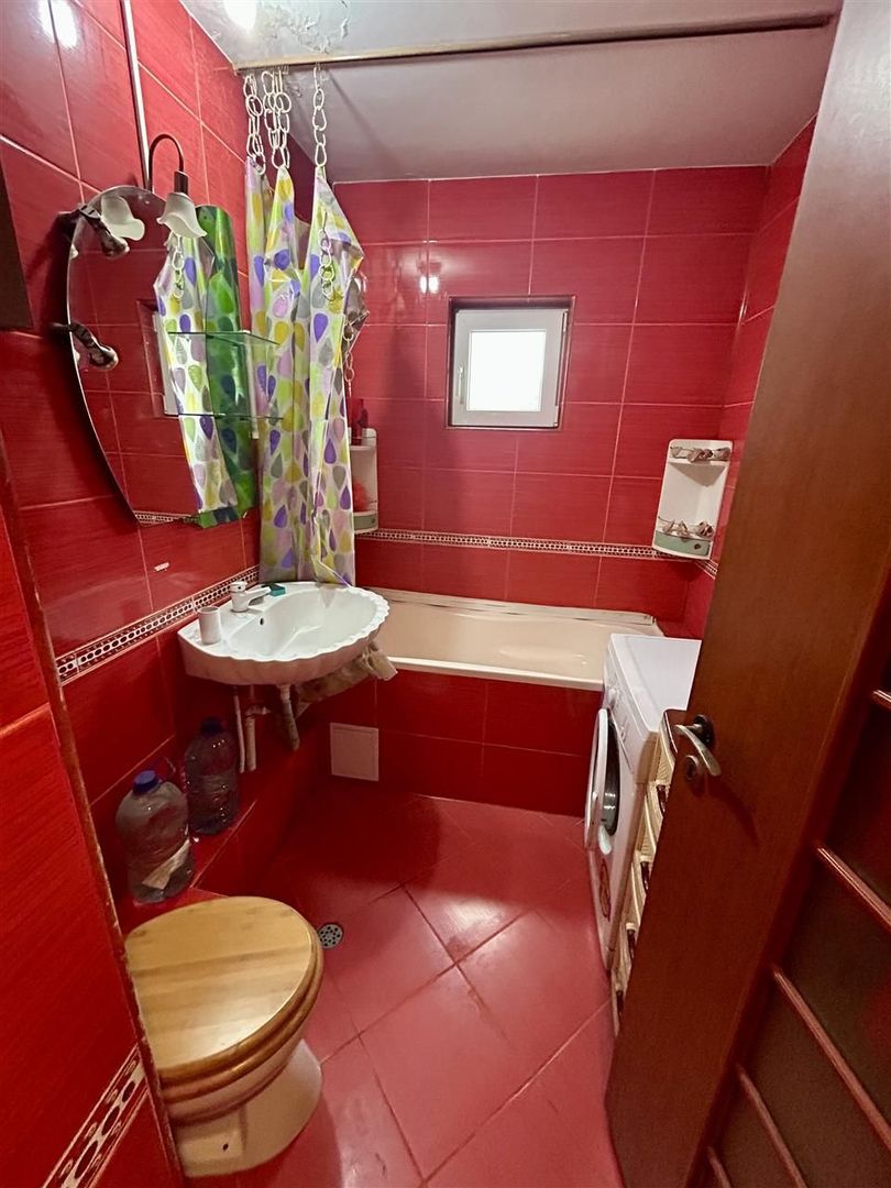 Apartament 2 Camere Rogerius Decomandat - Poză 5