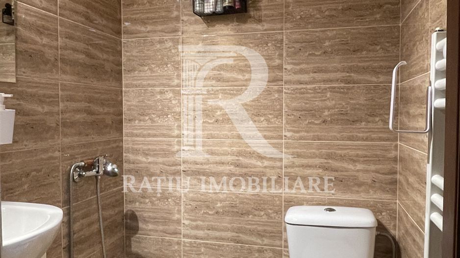 Apartament cu 1 camera | Mansarda | Central | Oradea - Poză 6