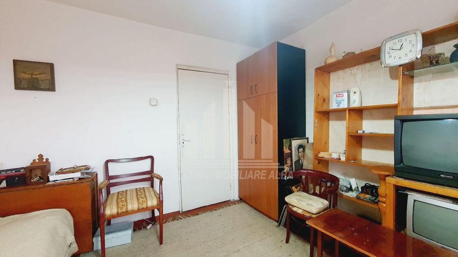 Apartament 3 camere decomandate | 64 mp | Cetate - zona Spital - Poză 7