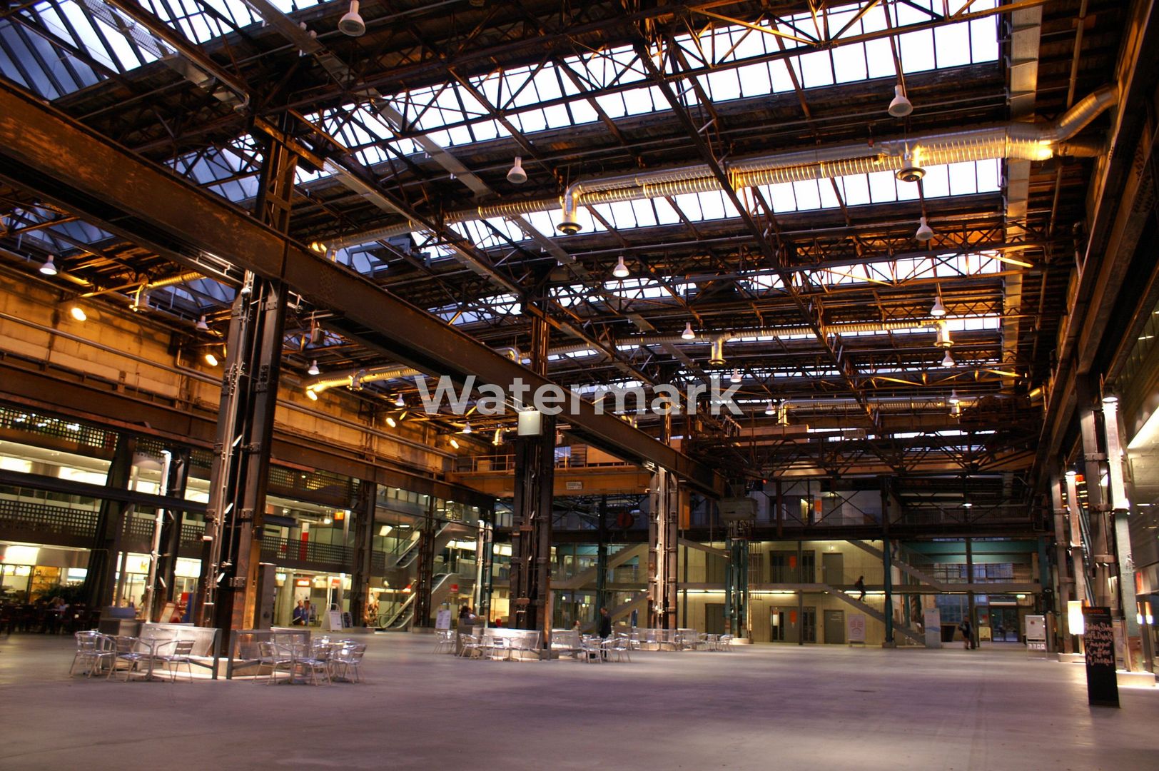 Hala cu showroom de inchiriat in Bulgaria - Poză 1