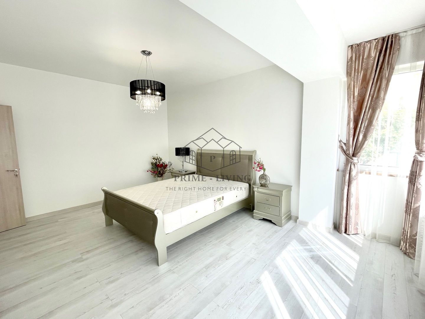 APARTAMENT SUPERB CU 4 DORMITOARE LA PARTER ÎN HERASTRAU - Poză 10