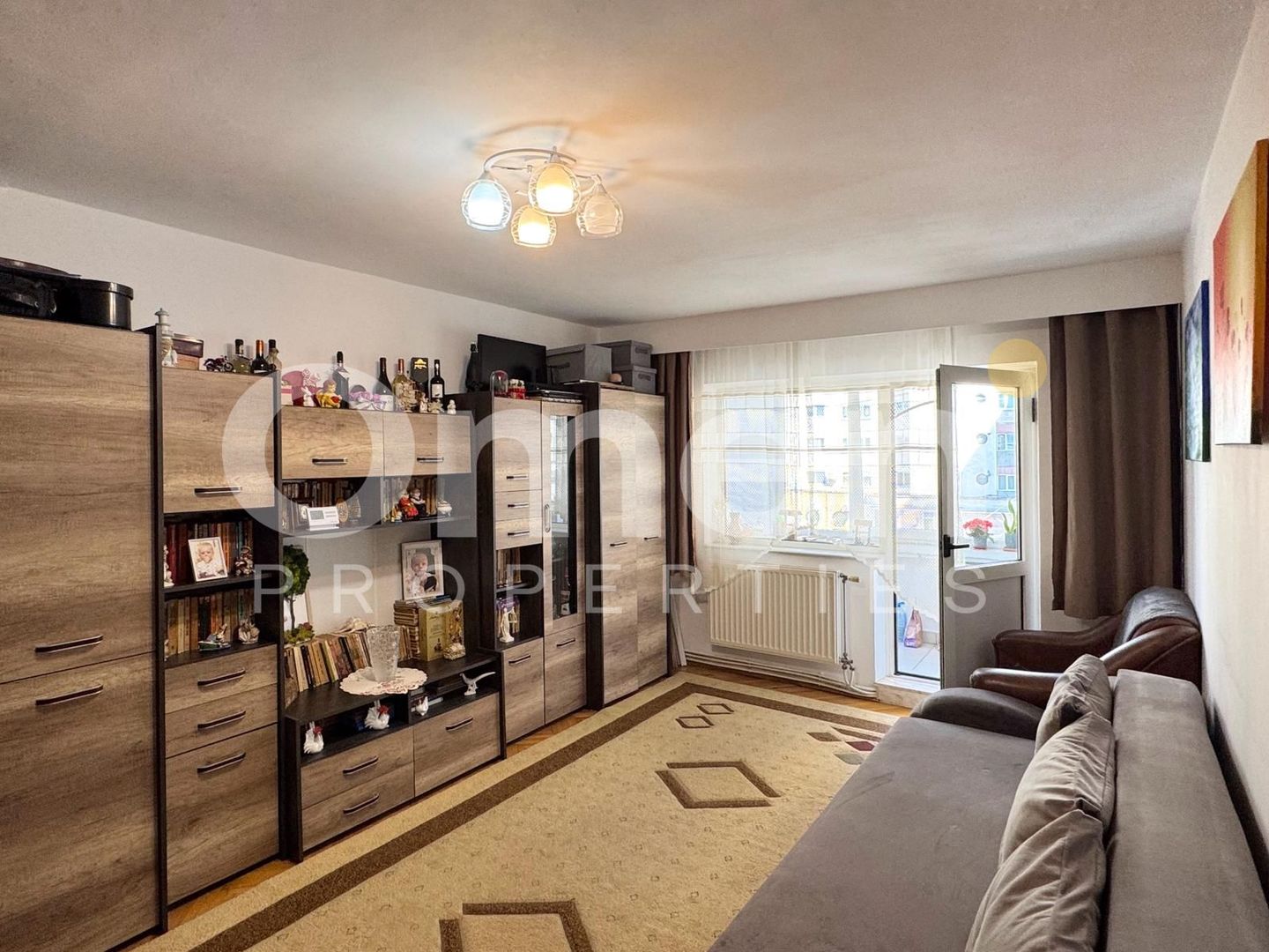 Apartament 3 camere de vânzare | etaj 2 | Bulevardul Traian - Poză 3