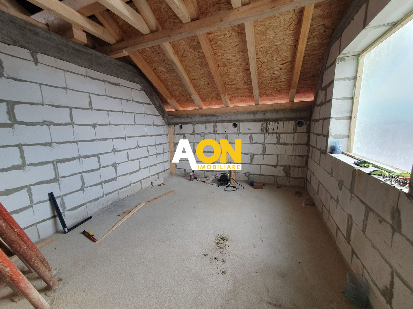 Casa semifinisata, 5 camere, 500 mp teren, Ciugud - Poză 10