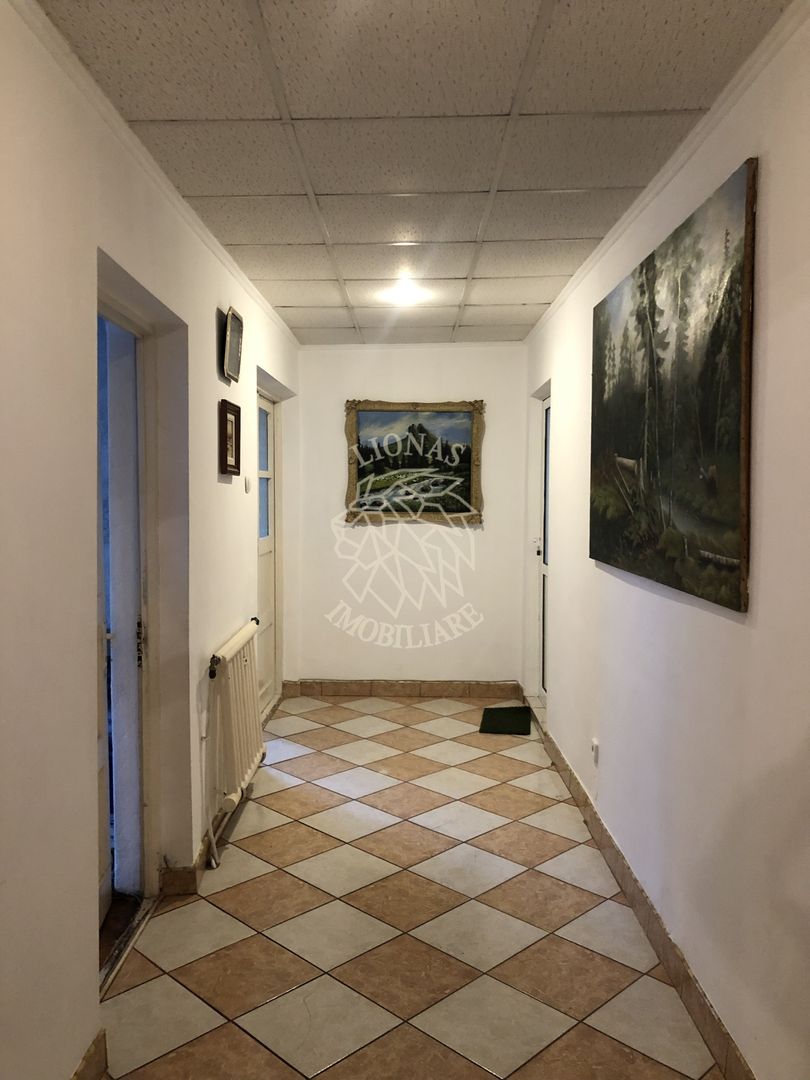 Casa Vila,  7 camere, 235 mp total, garaj, D+P+E, Sens Vechi - Poză 3