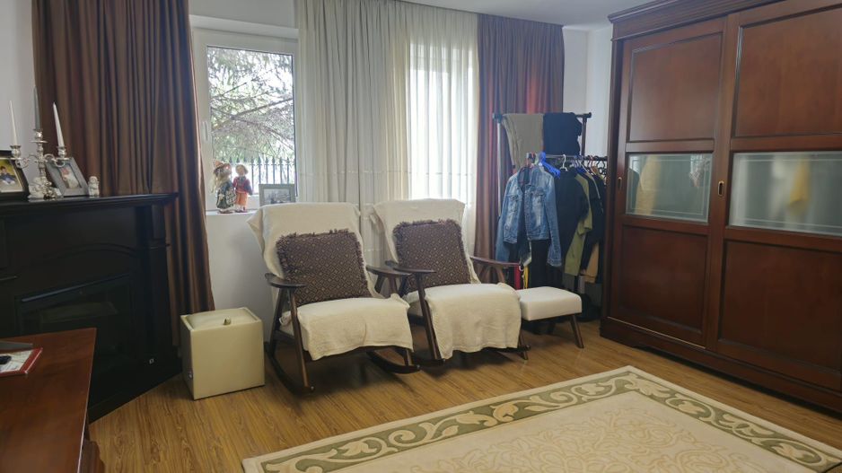 De vanzare casa in comuna Pechea, 165.000 euro negociabil - Poză 11