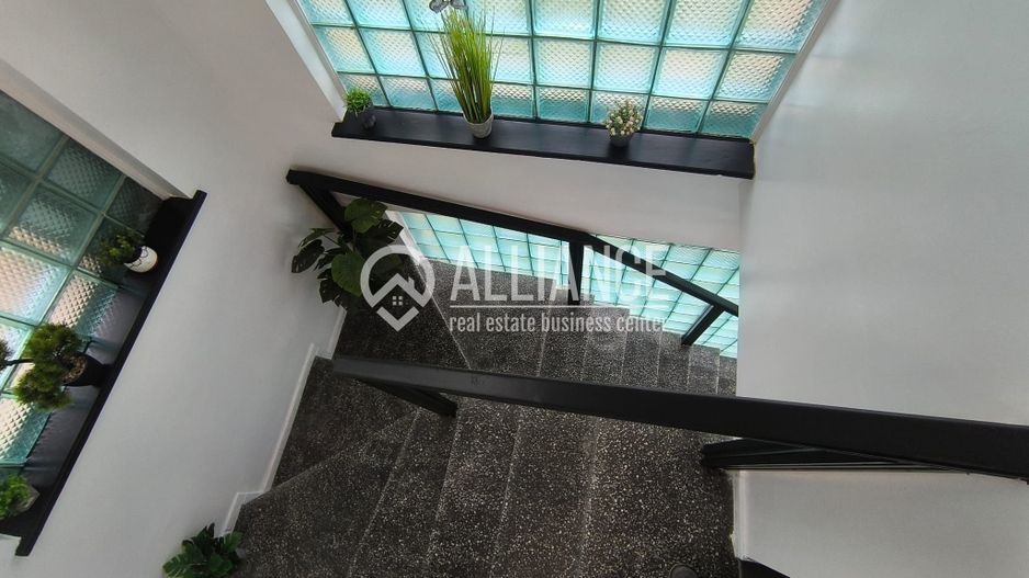 CENTRU PIATA UNIRII - Birouri luminoase cu terasa ! - Poză 6