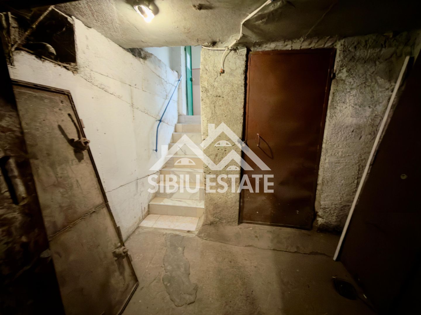 Apartament de închiriat 2 camere decomandat, parter, Vasile Aaron - Poză 8