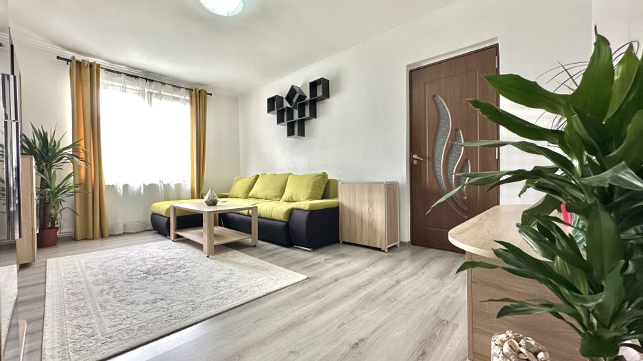 Vânzare apartament 3 camere mobilat,  parcare inclusă , Cartier Noua - Poză 5